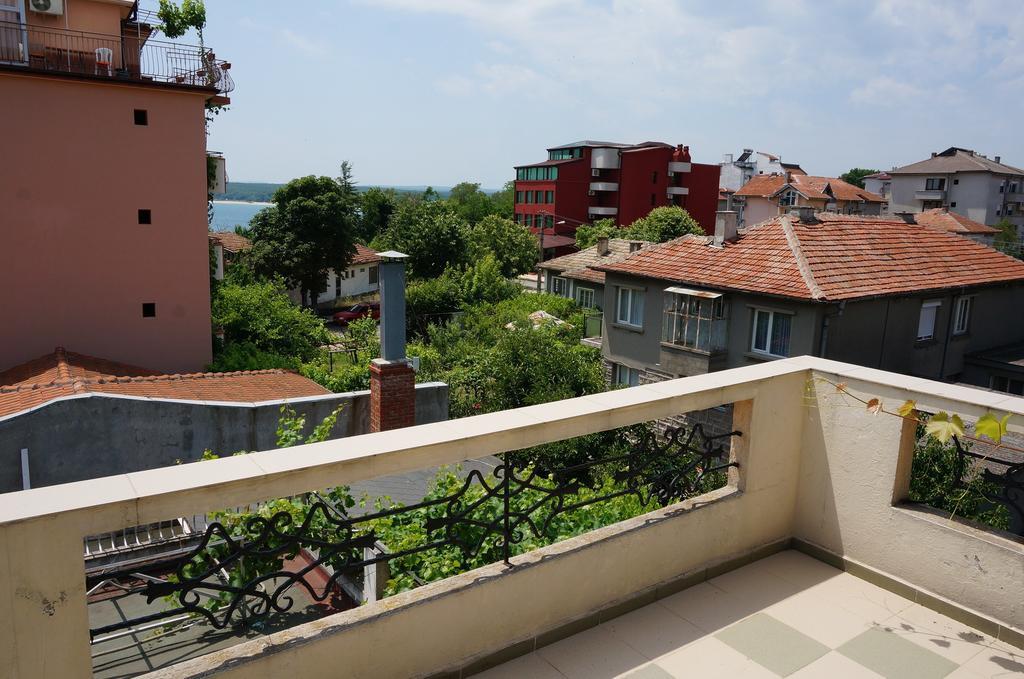 Lilia 2 Family Hotel Primorsko Zimmer foto