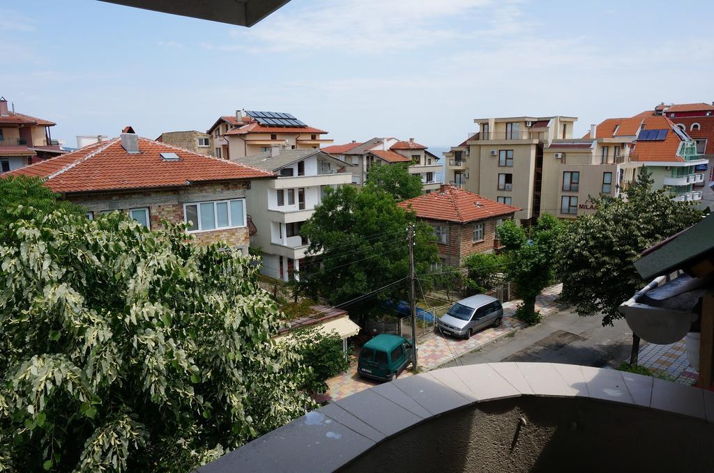 Lilia 2 Family Hotel Primorsko Exterior foto